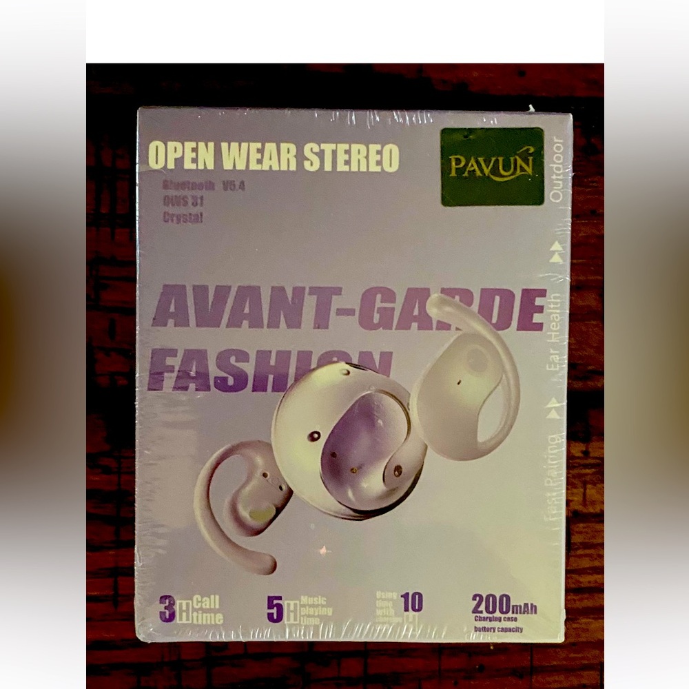 Avant-Gard Fashion Open Wear Stereo Earbuds NIP
